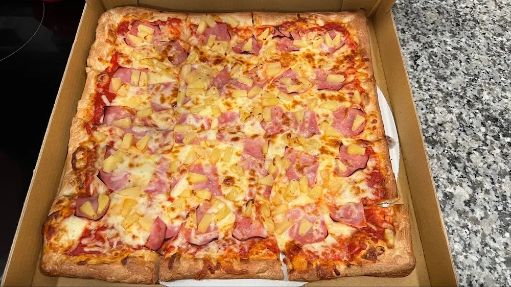 Ham and Pineapple Pizza
