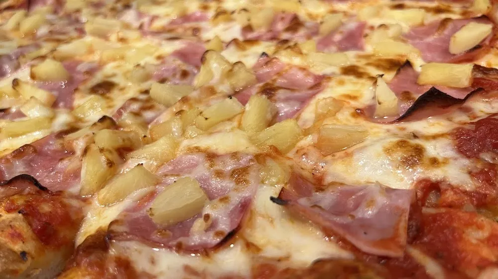 Hawaiian Pizza