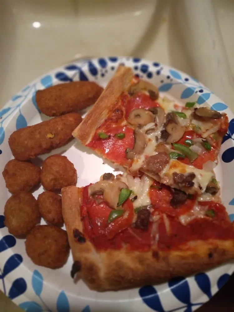 House Special Pizza Jalapeño Poppers and Fried Mushrooms